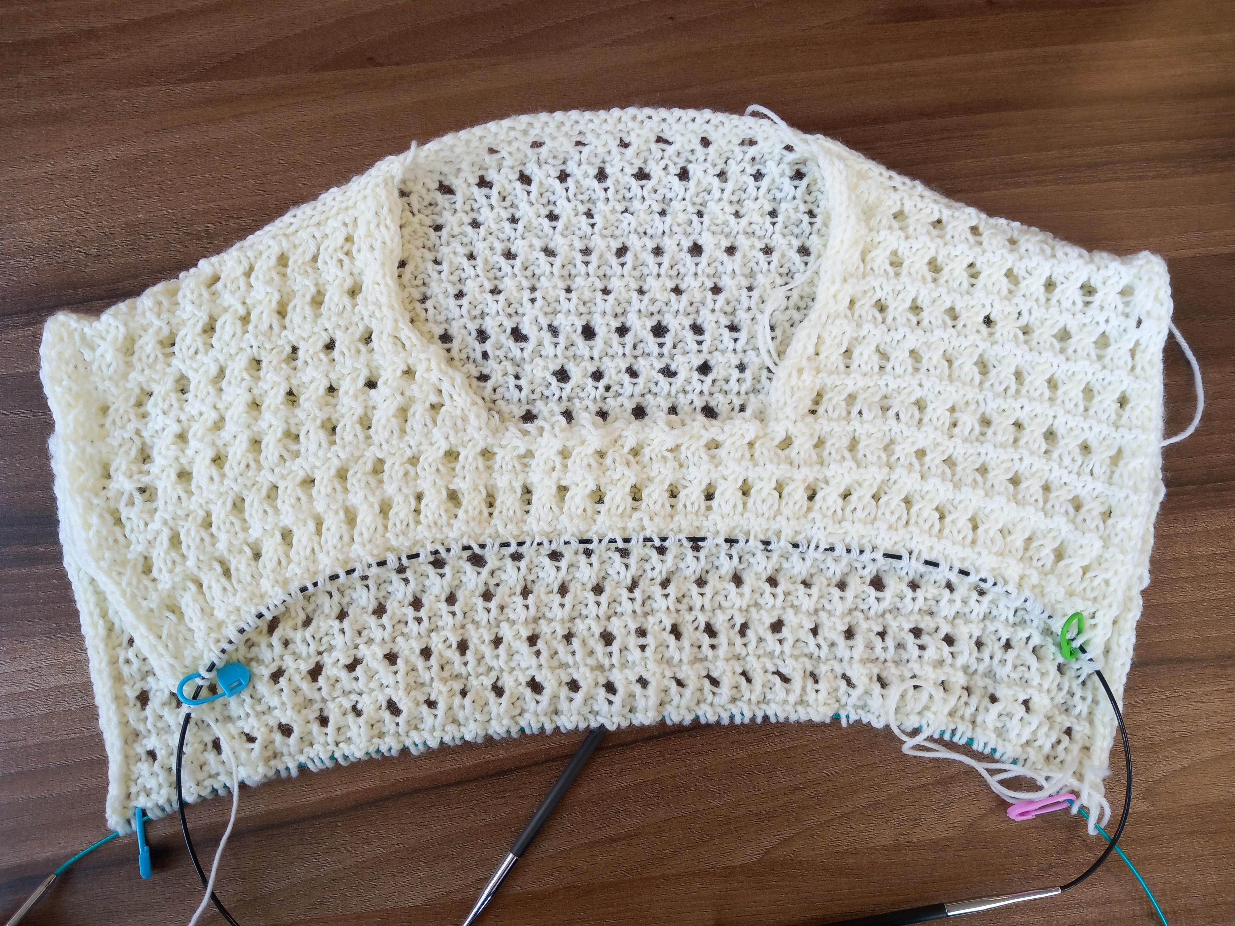 WiP Wednesday: Fauxchet Jumper – Taking Shape