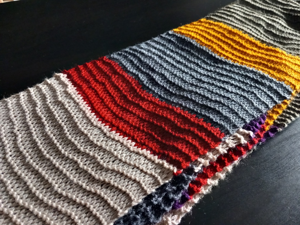 Doctor Who Scarf: It is Done
