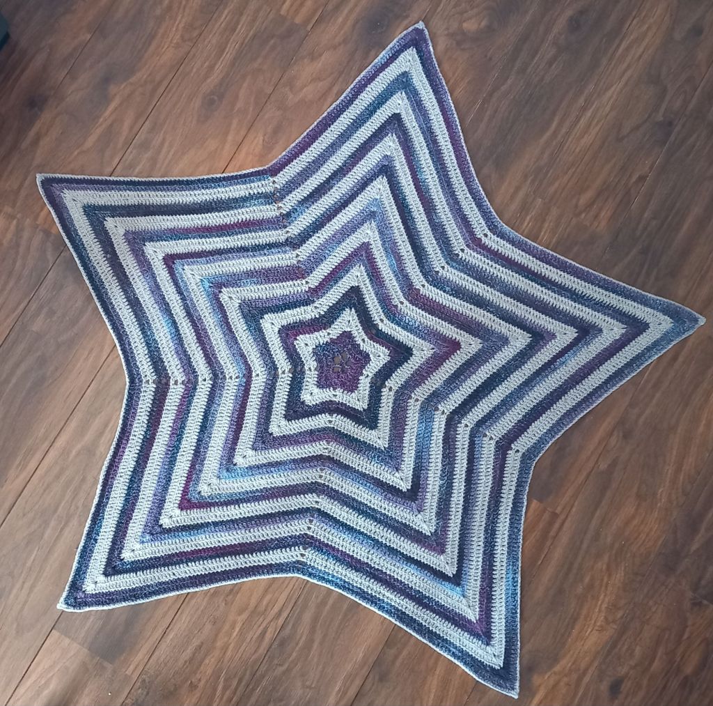 Star Blanket the Second: It is&nbsp;Done