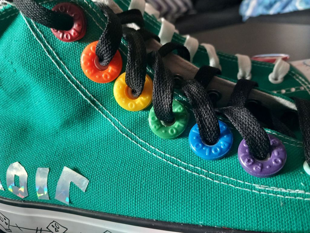 Mighty Boosh Shoes Part Two: Polos à&nbsp;Go-Go